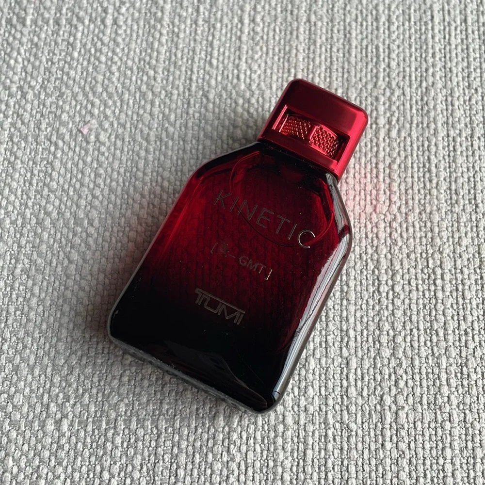 TUMI KINETIC GMT miniature fragrance 0.25 oz.